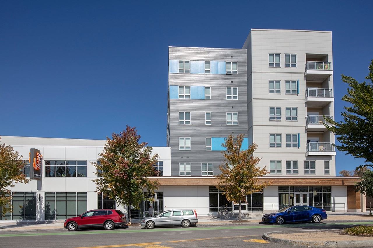 Theory Syracuse - Photo 4 of 24