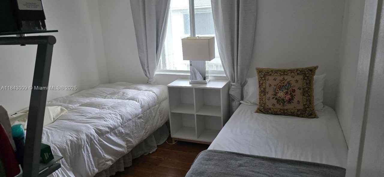 21255 Ne 8th Pl #8 - Photo 6 of 8