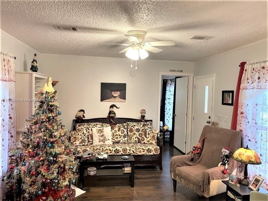 8671 Sw 18th Pl #NA - Photo 6 of 22