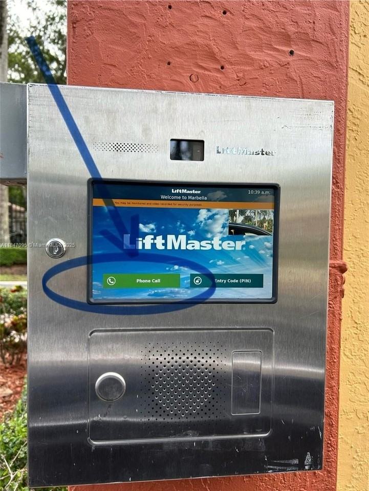 954 Ne 42nd Ter - Photo 2 of 46