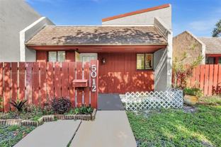 5012 Sw 40th Ave #5012 - Photo 1 of 1