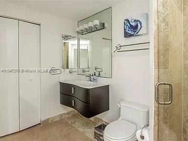 4775 Collins Ave #2105 - Photo 6 of 21