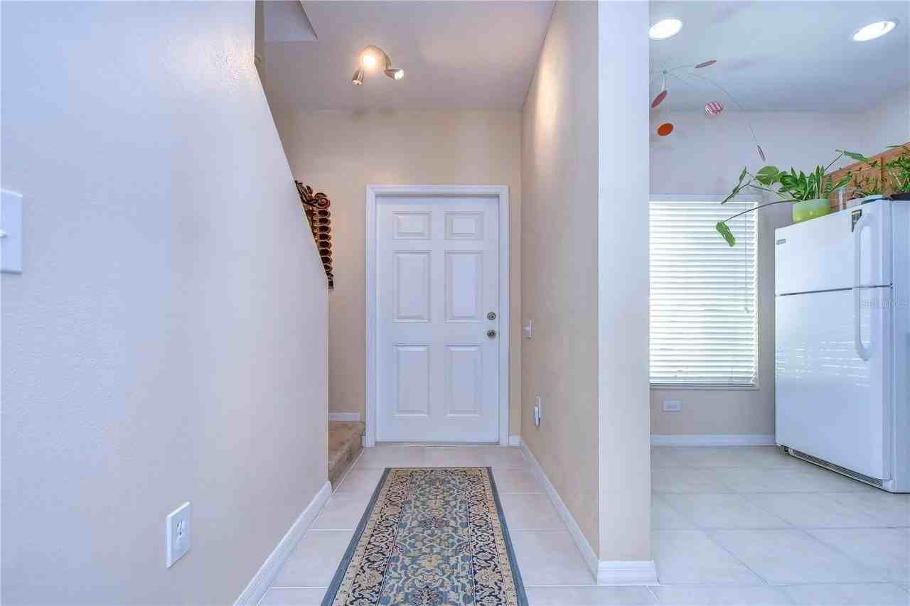 8526 Brushleaf Way - Photo 4 of 42