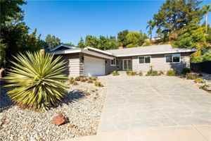 featured image of 4240 Kingfisher Rd