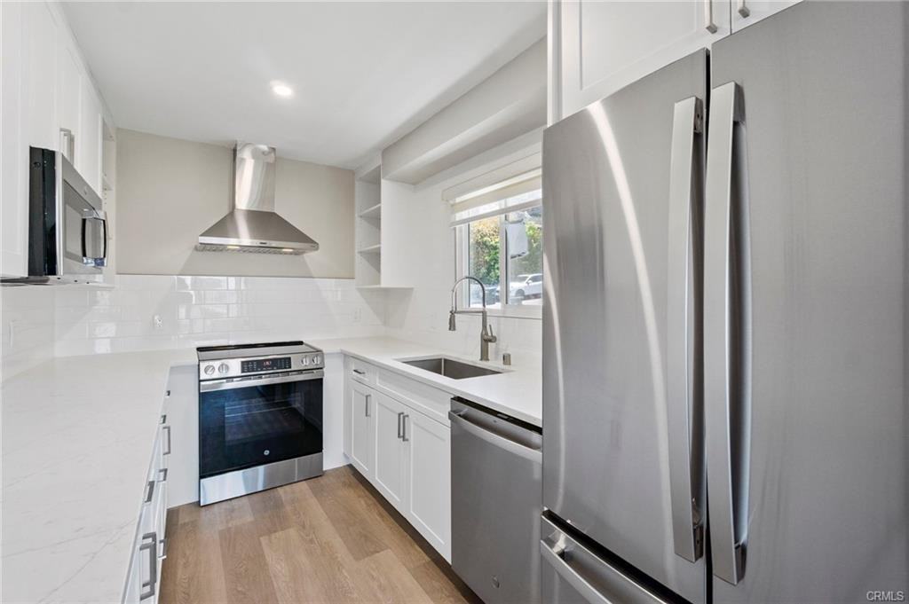 7th Ave #7 - Photo 3 of 8