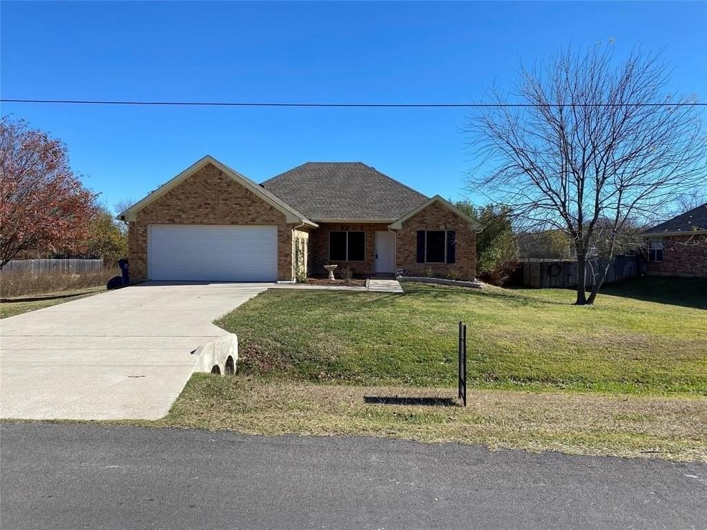 713 Charyl Lane - Photo 2 of 26