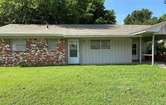 1406 Lynwood St - Photo 1 of 1