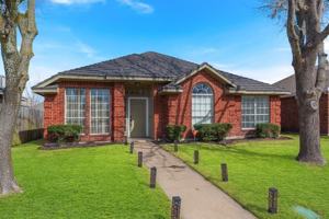 featured image of 2827 Saint Martin Dr