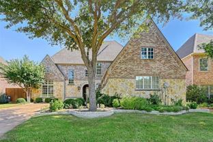 1906 Shiner Dr - Photo 1 of 1