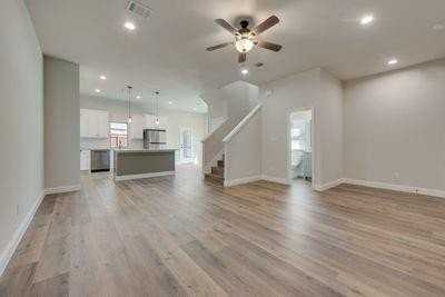 721 N Jefferson St - Photo 2 of 12