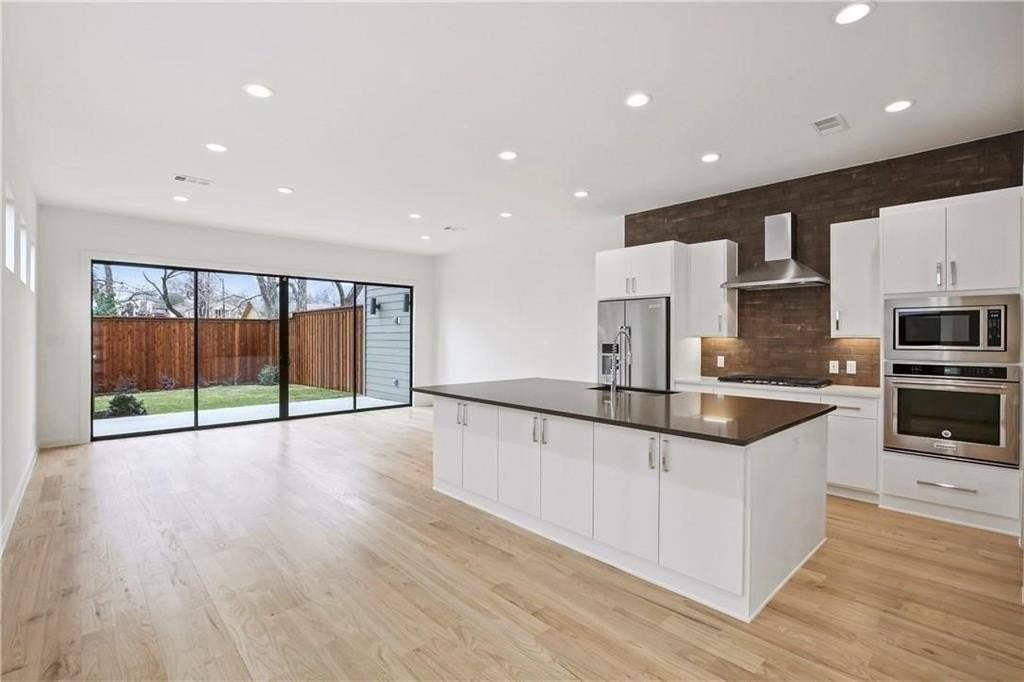 2329 Vagas St - Photo 4 of 16