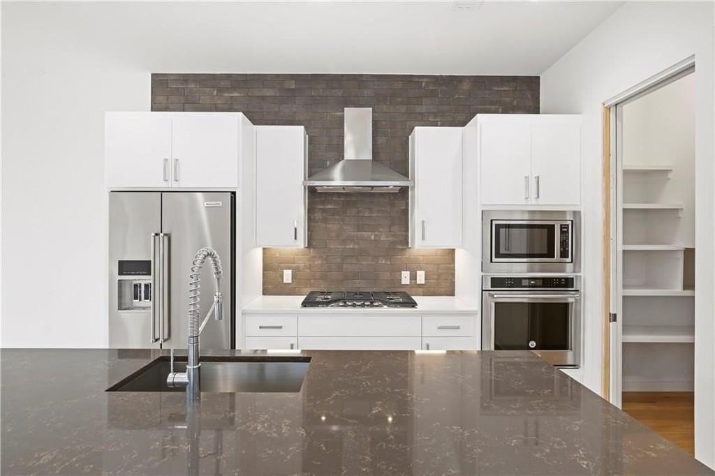 2329 Vagas St - Photo 6 of 16