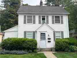 featured image of 35 Grandview St