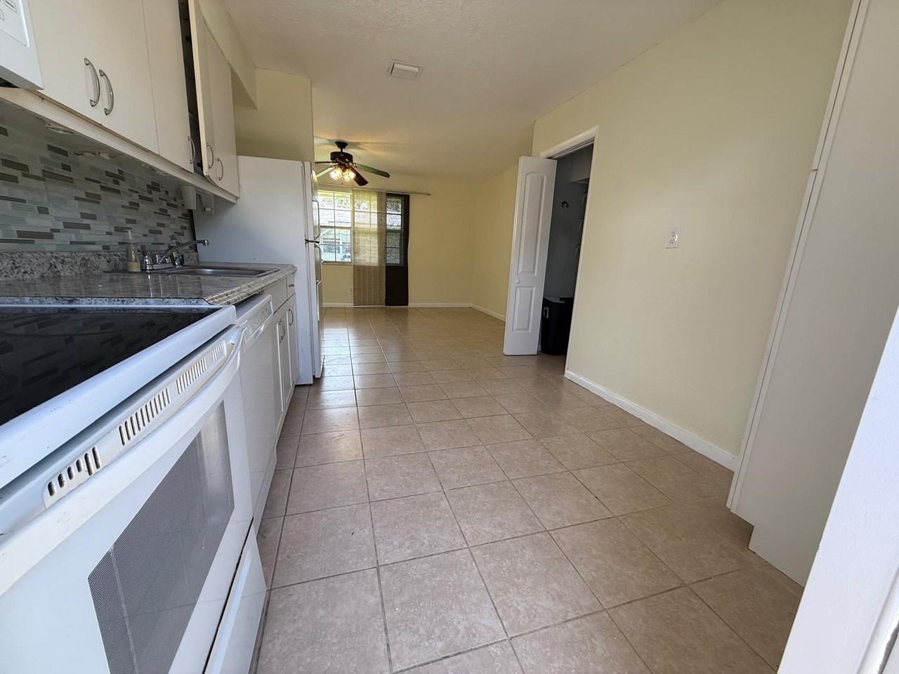 634 Sw 4th Ave - Photo 6 of 12