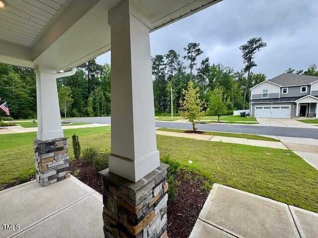 8013 Toddwick Ct - Photo 3 of 34