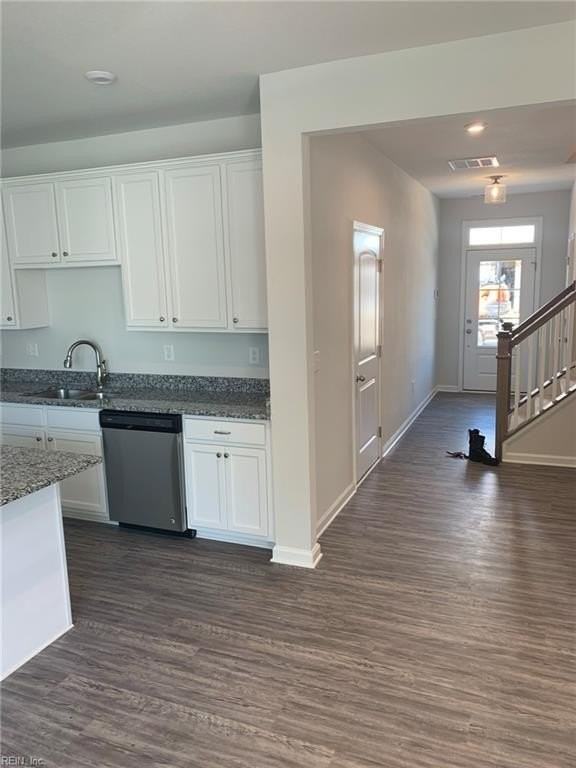 664 Revival Ln - Photo 3 of 27