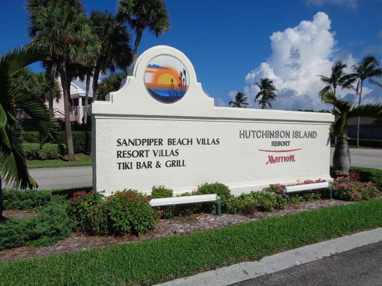 5527 Gulfstream Way - Photo 2 of 30