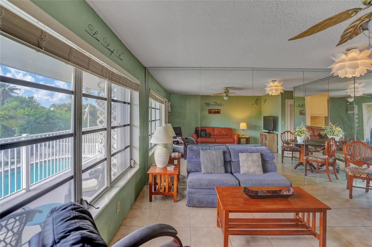 2501 N Ocean Blvd - Photo 5 of 34