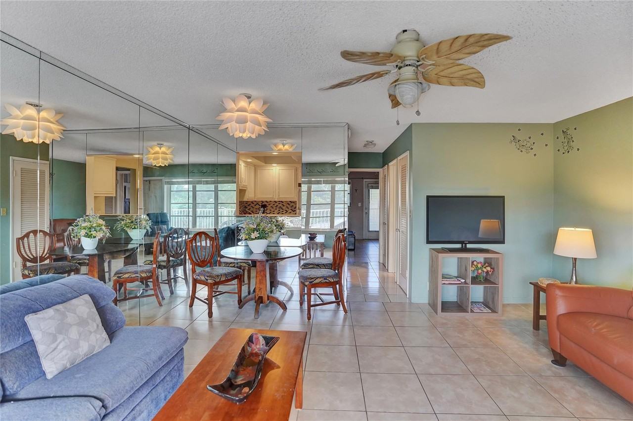 2501 N Ocean Blvd - Photo 6 of 34