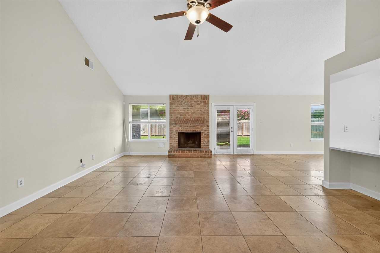 22151 Birch Valley Dr - Photo 3 of 50