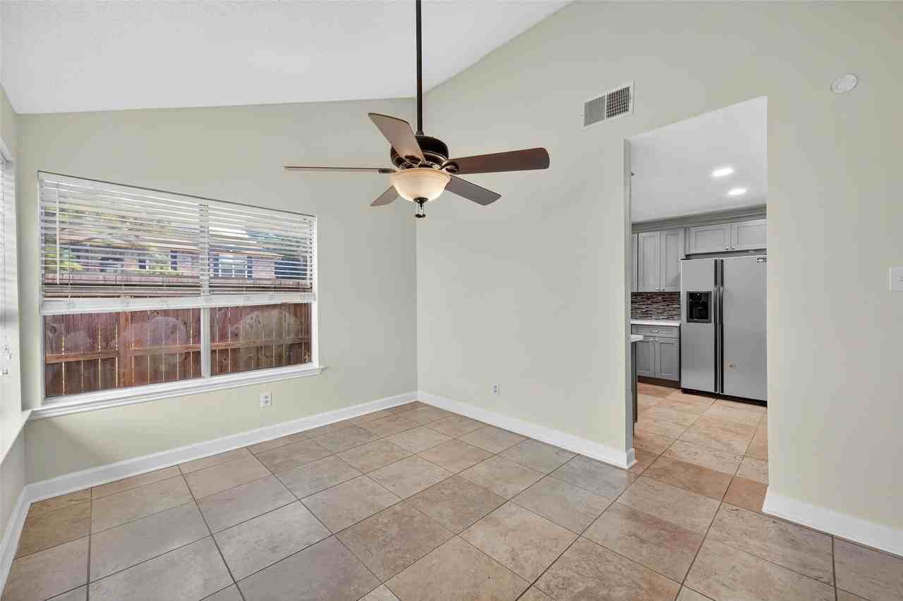 22151 Birch Valley Dr - Photo 6 of 50