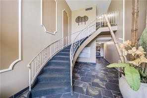 9000 Jacaranda Ln - Photo 4 of 20