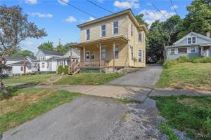 featured image of 117 W Schuyler St