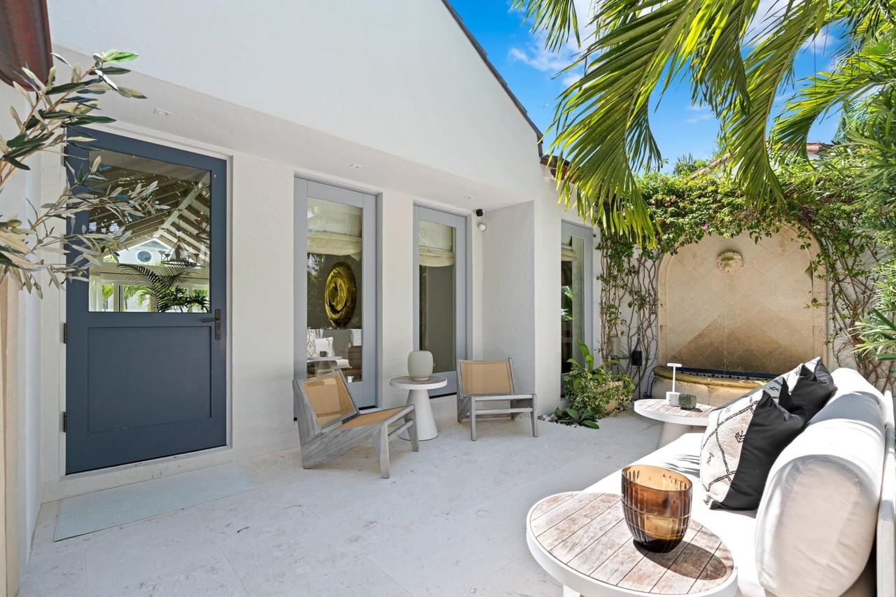 365 Hibiscus Ave - Photo 6 of 30