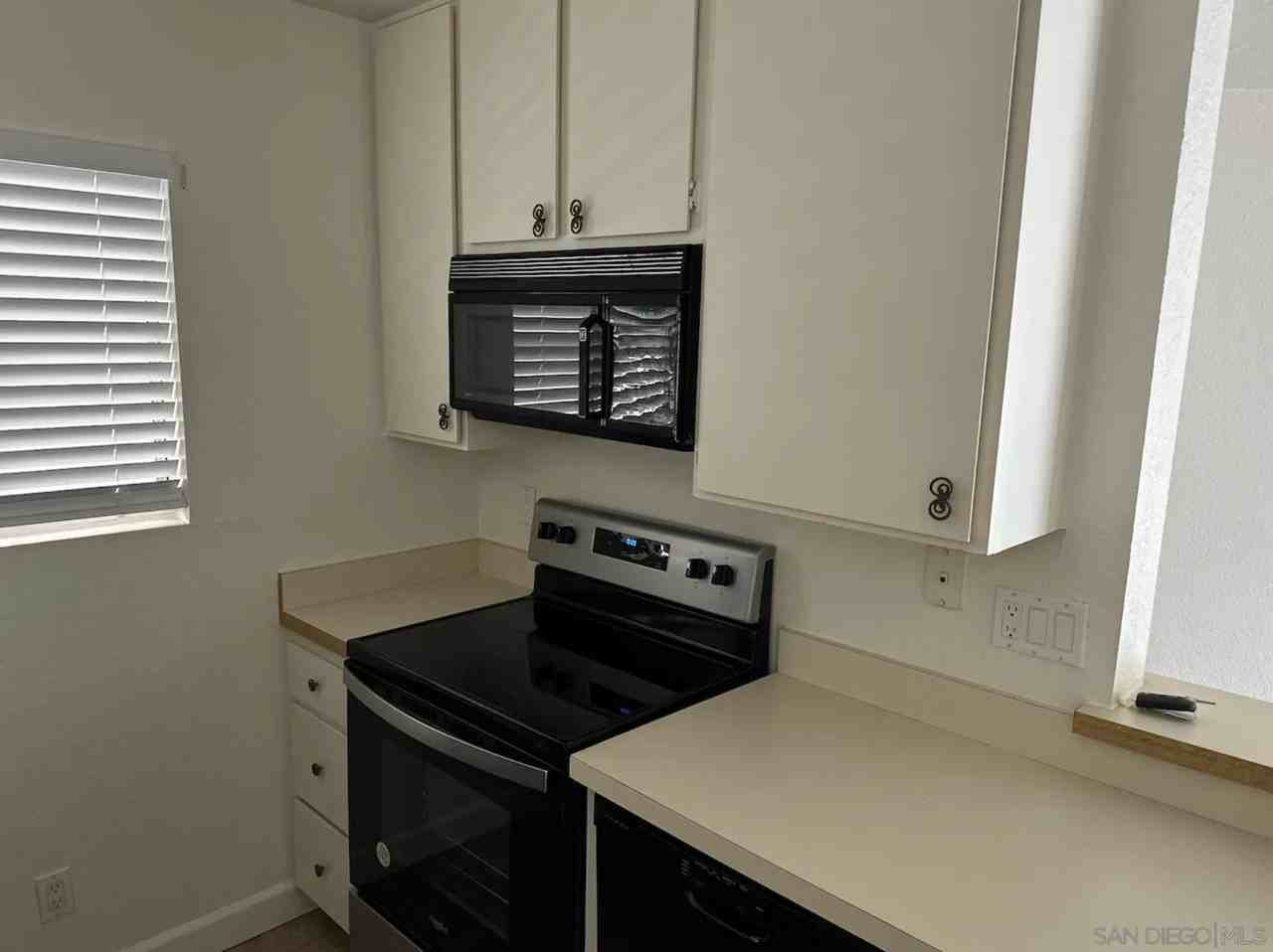 7248 Camino Degrazia Unit 295 #295 - Photo 6 of 25