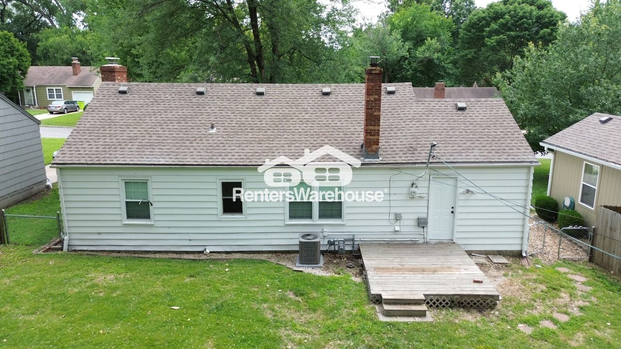 5100 W 51st Ter - Photo 3 of 21