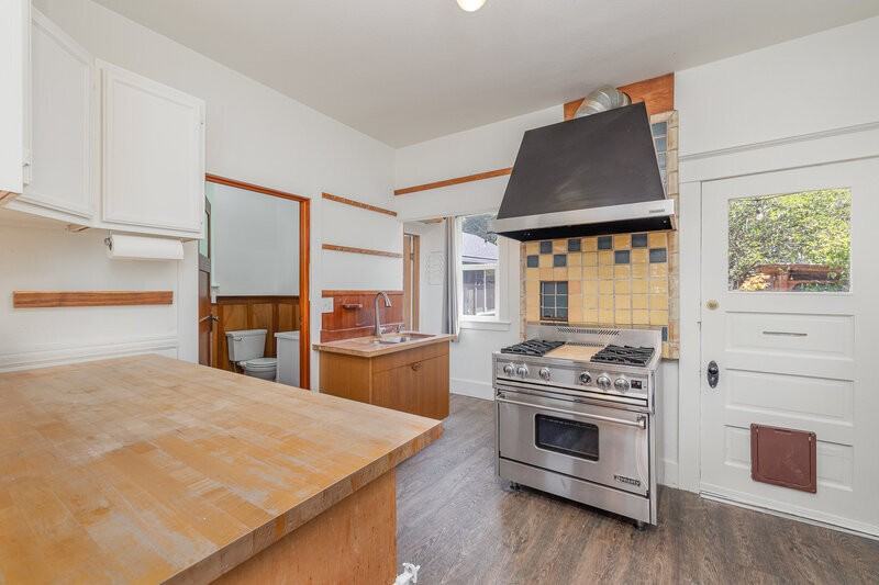 4406 6th Ave Nw - Photo 6 of 17