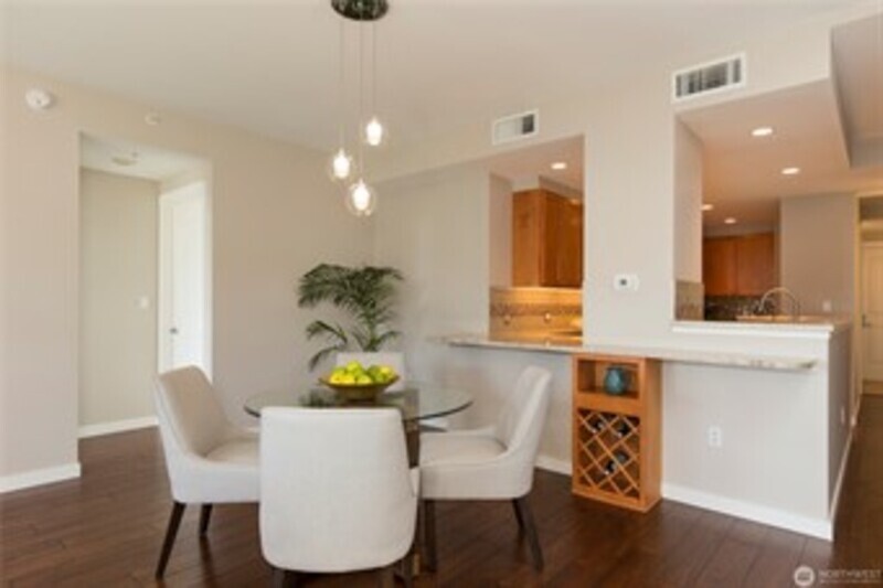 2607 Western Ave #1003 - Photo 7 of 35