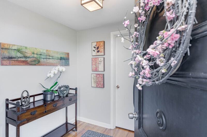 5051 Harold Pl Ne - Photo 4 of 25