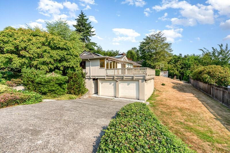 5120 Ne 54th St - Photo 3 of 30