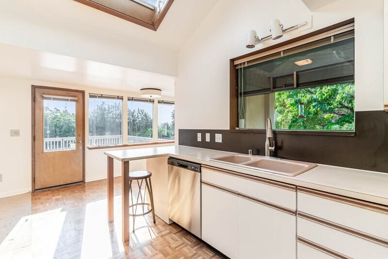 5120 Ne 54th St - Photo 6 of 30