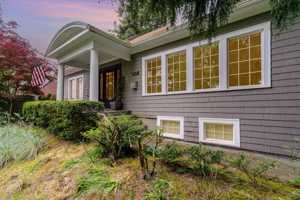featured image of 3901 S Court St
