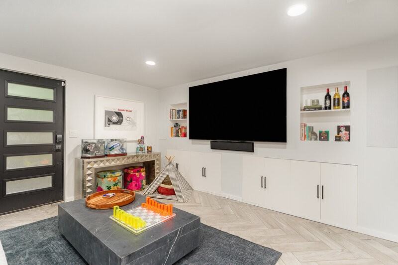 3901 S Court St - Photo 5 of 31