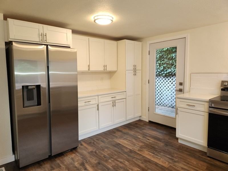 2040 Nw 196th St - Photo 2 of 20