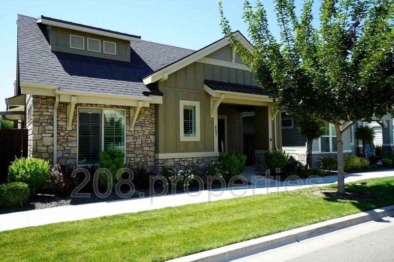 407 W Pavilion Ln - Photo 3 of 50