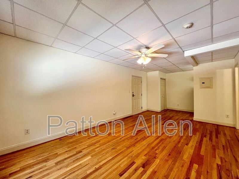 43 Ravenscroft Drive #7 - Photo 4 of 20