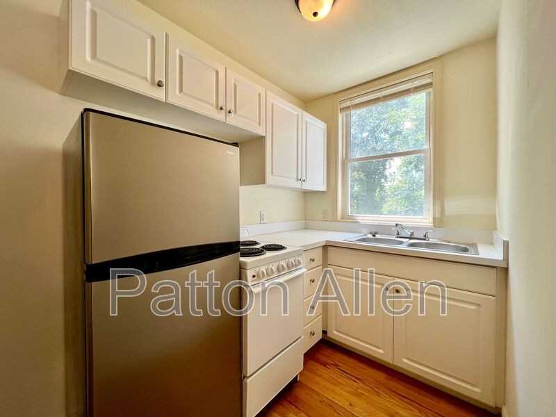 43 Ravenscroft Drive #7 - Photo 7 of 20