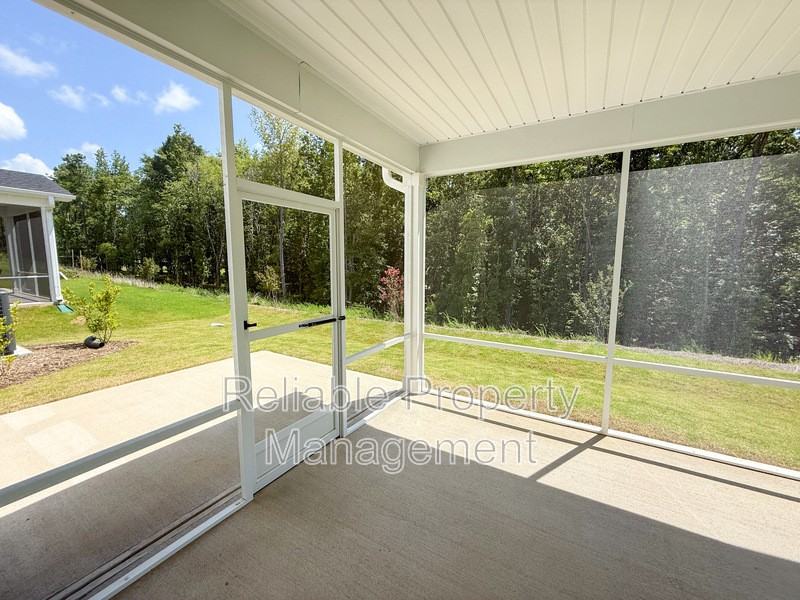 536 Tanner Lake Lane - Photo 2 of 32