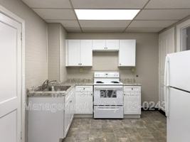 featured image of 658 Walnut St #1
