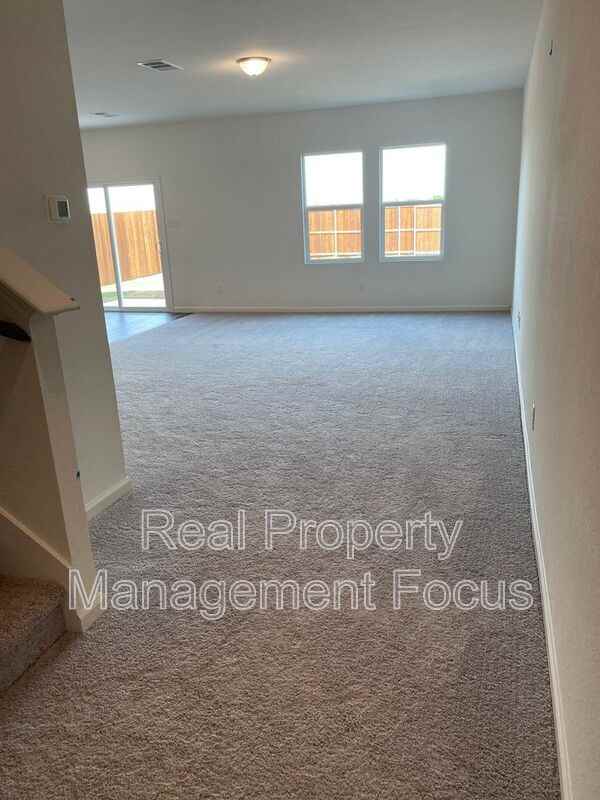 1609 Washington St - Photo 2 of 29