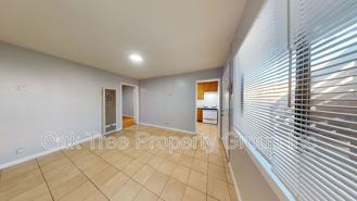 949 35th St #4 - Photo 1 of 1