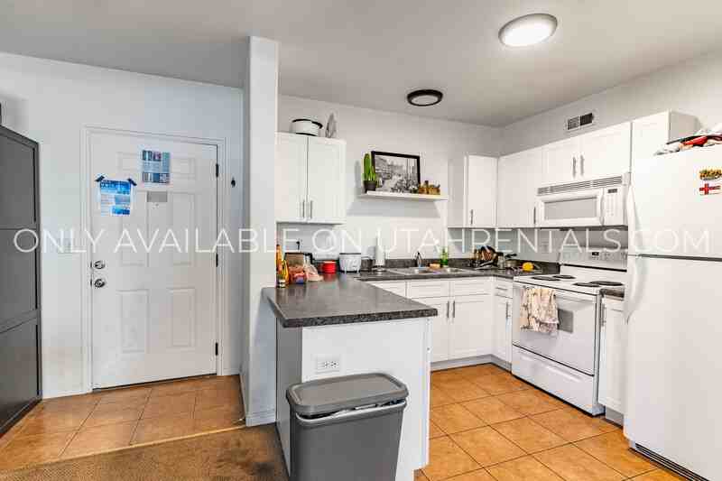 898 En #G2-1 - Photo 4 of 31