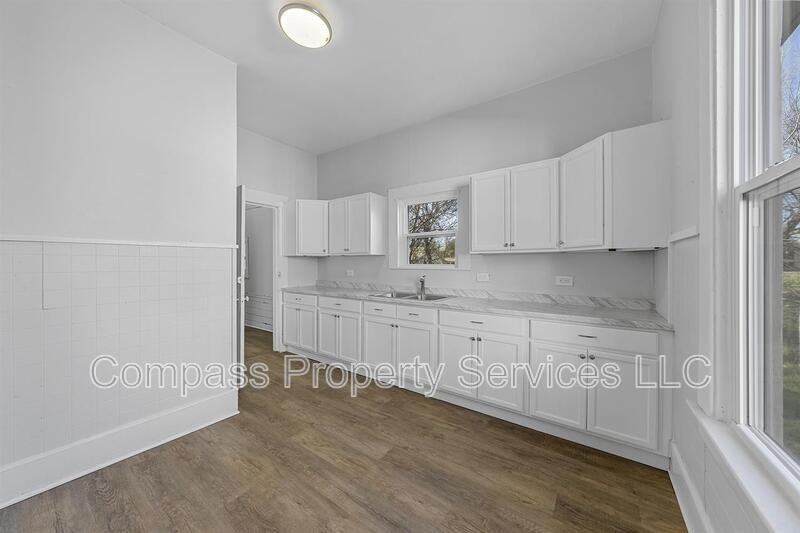 817 South 10th Street - Photo 7 of 13