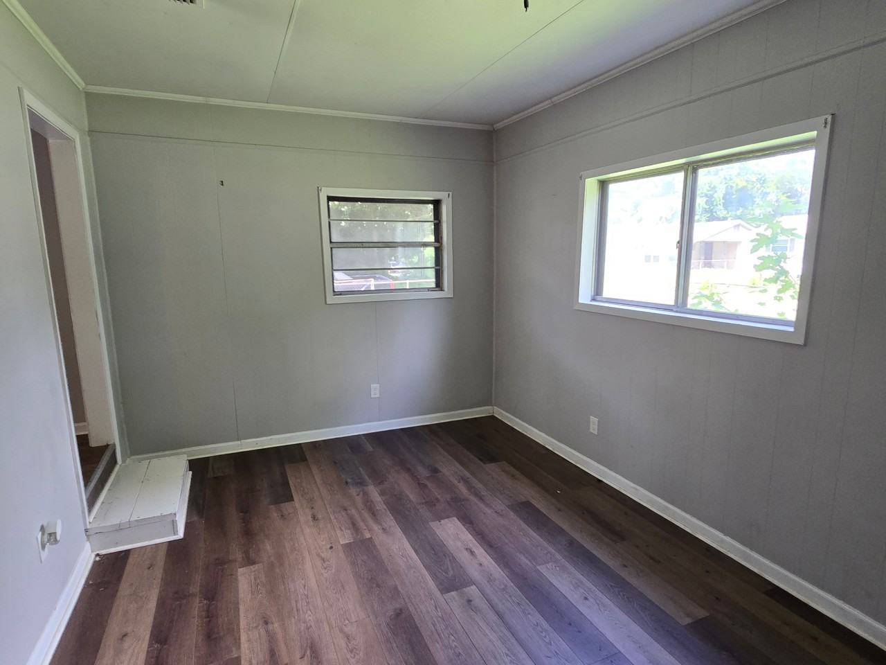 2901 Bermuda Ln - Photo 3 of 12