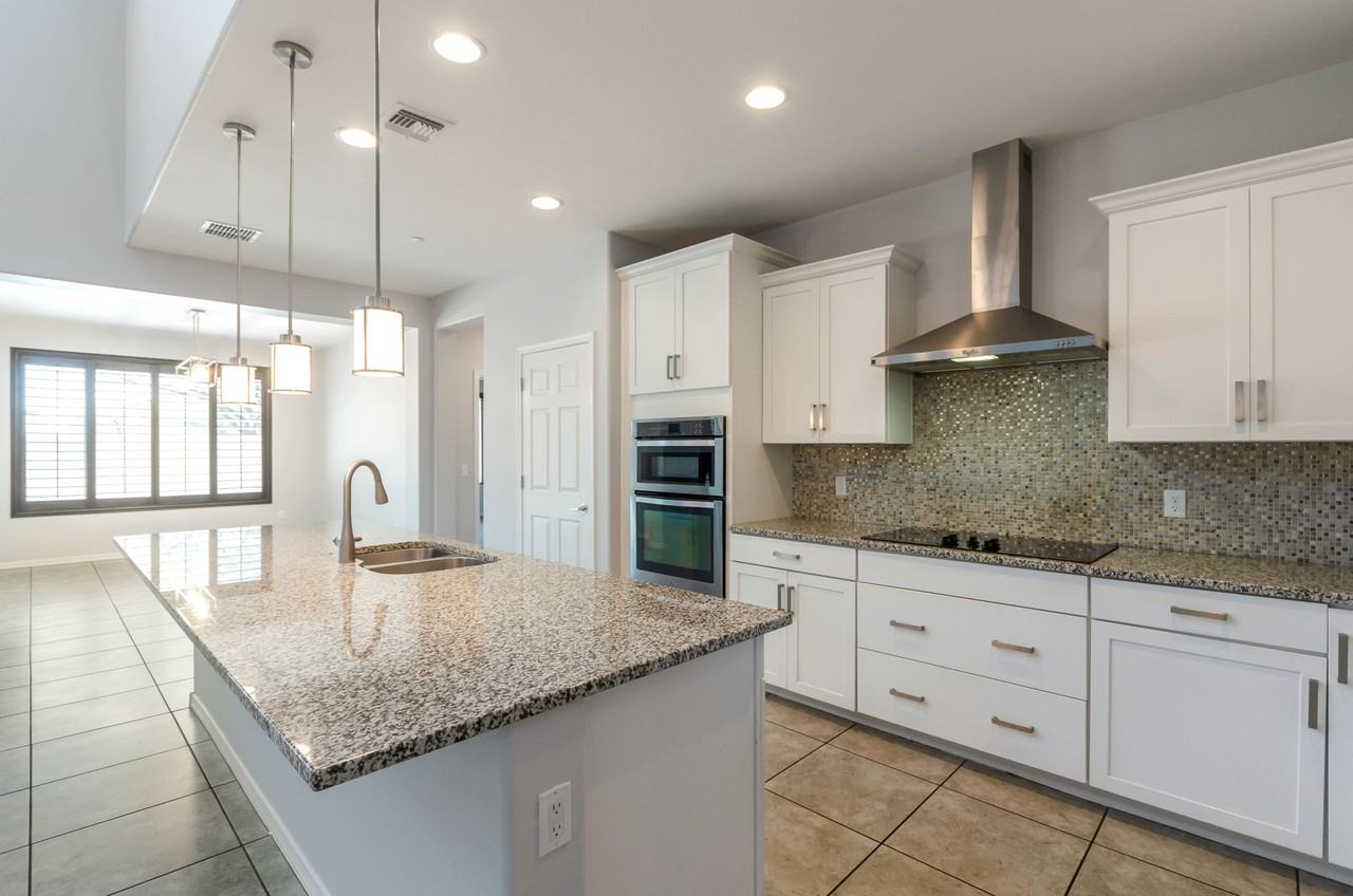 5768 S Tiger Lily Pl - Photo 5 of 26