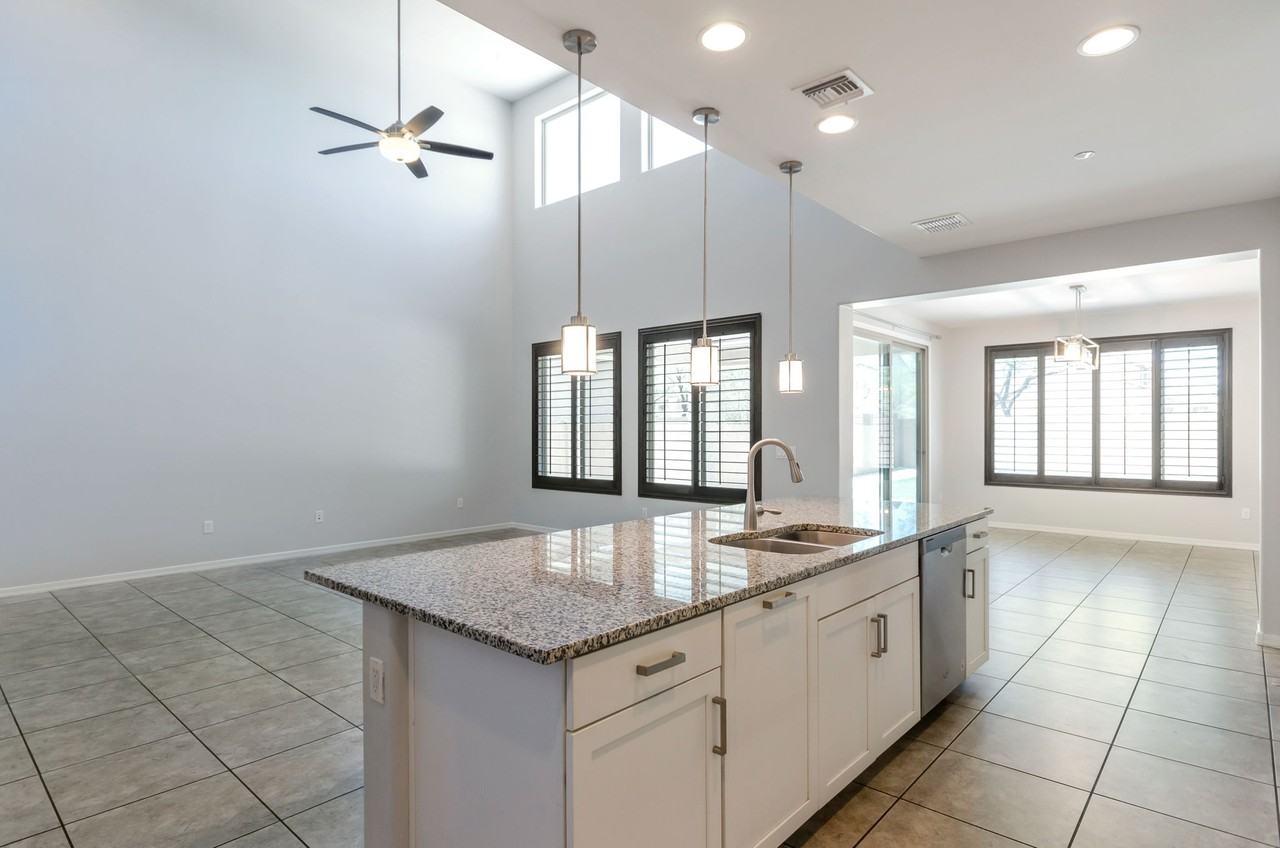 5768 S Tiger Lily Pl - Photo 6 of 26